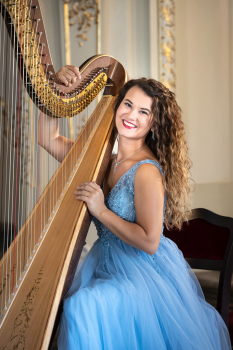@Petra Hajská - Harfistka Roxana Hädler - Stirská