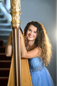 @Petra Hajská - Harfistka Roxana Hädler - Stirská